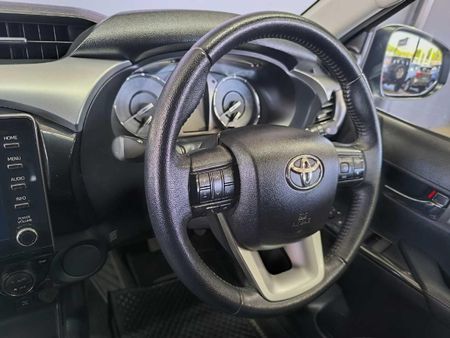 2023-Toyota-Hilux-28-GD-6-Raised-Body-Raider-Auto-Double-Cab_18