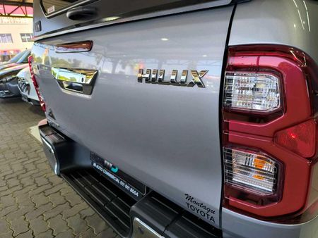 2023-Toyota-Hilux-28-GD-6-Raised-Body-Raider-Auto-Double-Cab_19