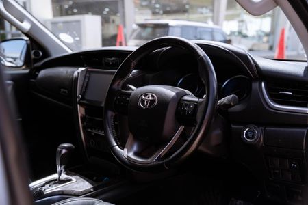 2021-Toyota-Fortuner-28-GD-6-Raised-Body-Auto_9