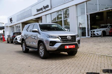 2021-Toyota-Fortuner-28-GD-6-Raised-Body-Auto_18