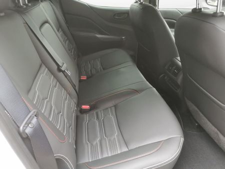 2026-Nissan-Navara-25DDTi-PRO-4X-Warrior-4x4-Double-Cab-Auto_14