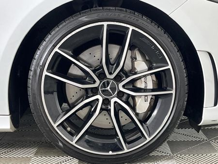 2021-Mercedes-AMG-A-Class-A35-AMG-4Matic_5