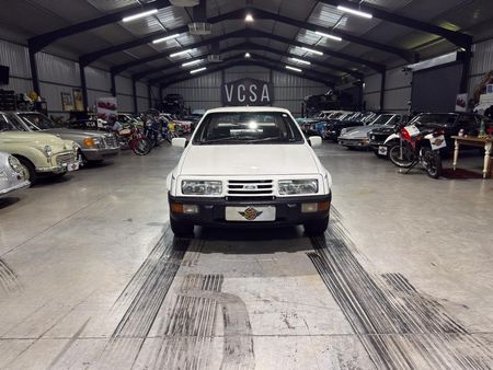 1984-Ford-Sierra-XR8_1