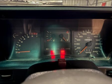 1984-Ford-Sierra-XR8_31
