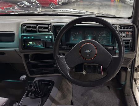 1984-Ford-Sierra-XR8_35
