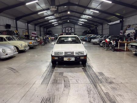1984-Ford-Sierra-XR8_3