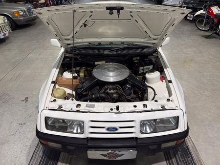 1984-Ford-Sierra-XR8_7