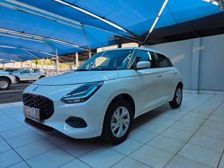 2025-Suzuki-Swift-12-GL_1