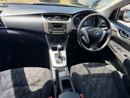 2014-Nissan-Sentra-16-Acenta-Auto_3