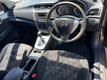 2014-Nissan-Sentra-16-Acenta-Auto_5
