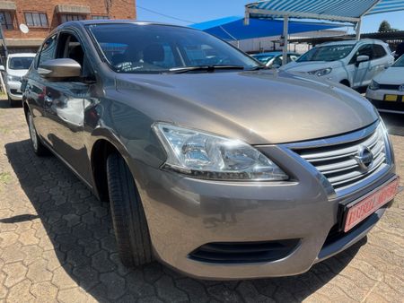 2014-Nissan-Sentra-16-Acenta-Auto_7