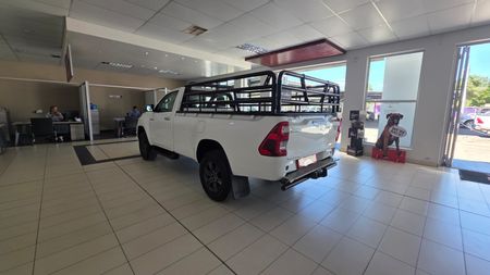 2023-Toyota-Hilux-28-GD-6-Raised-Body-Raider-Auto-Single-Cab_8
