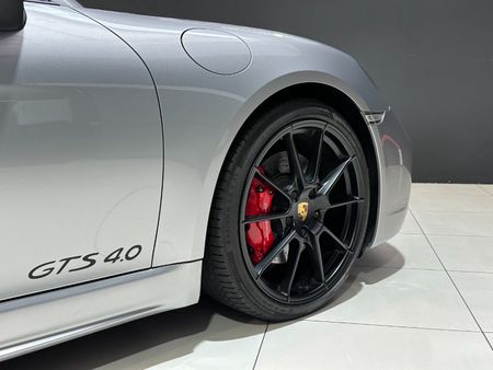 2021-Porsche-Cayman-718-GTS-40_14