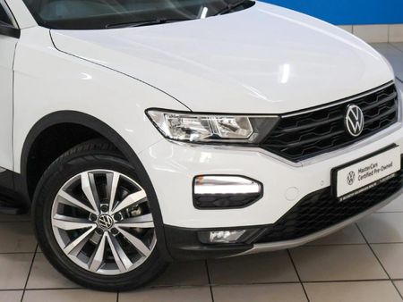 2021-Volkswagen-T-Roc-14-TSI-Design-Auto_1