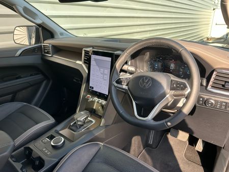 2025-Volkswagen-Amarok-20-BiTDI-154kW-4Motion-Style-Double-Cab_5