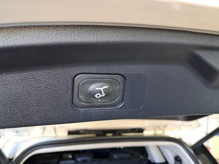 2025-Ford-Everest-20D-Bi-Turbo-Sport-4x4-Auto_8