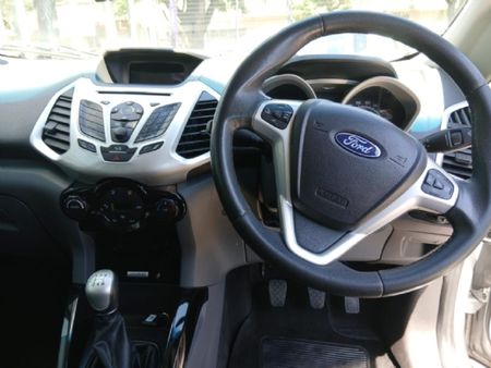 2018-Ford-EcoSport-10-EcoBoost-Titanium_4