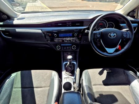2015-Toyota-Corolla-16-Sprinter_9