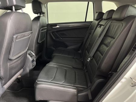 2019-Volkswagen-Tiguan-Allspace-20-TSI-Highline-4Motion-Auto-162kW_3