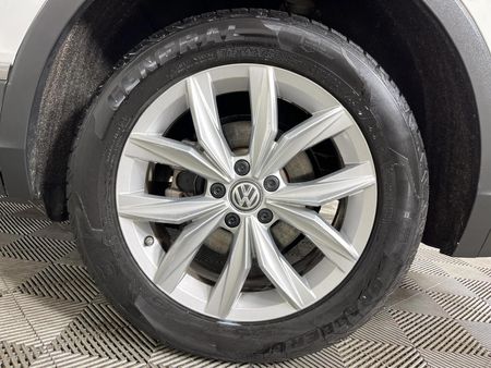 2019-Volkswagen-Tiguan-Allspace-20-TSI-Highline-4Motion-Auto-162kW_6
