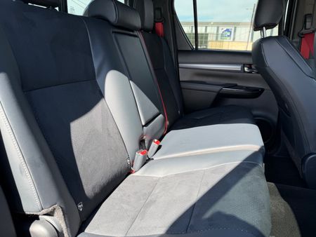 2026-Toyota-Hilux-2026-Toyota-Hilux-28-GD-6-GR-SPORT-Double-Cab-4x4_20