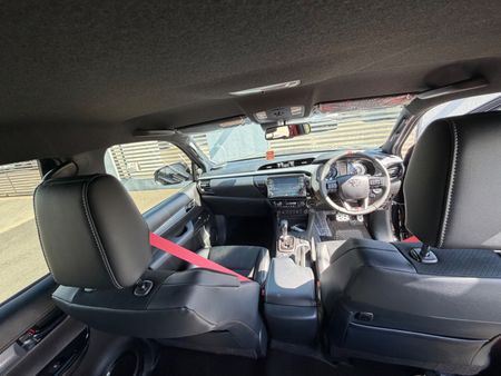 2026-Toyota-Hilux-2026-Toyota-Hilux-28-GD-6-GR-SPORT-Double-Cab-4x4_21