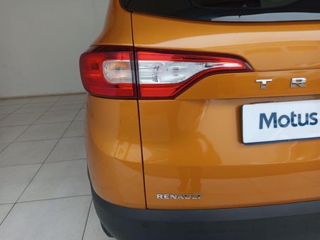 2024-Renault-Triber-10-Expression_16