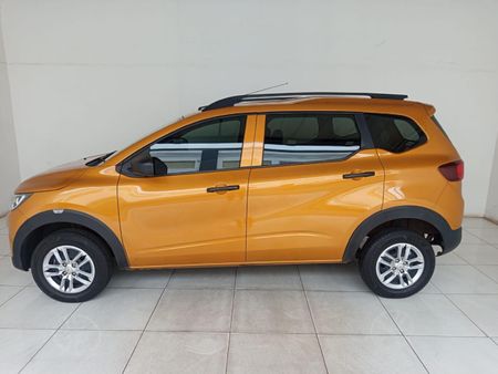 2024-Renault-Triber-10-Expression_3