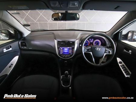 2019-Hyundai-Accent-16-GLS-Fluid_9