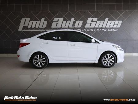 2019-Hyundai-Accent-16-GLS-Fluid_2