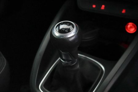 2012-Audi-A1-14-TFSI-3-dr-Ambition_22