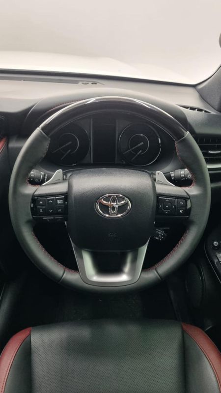 2025-Toyota-Fortuner-28-GD-6-4x4-Auto_11