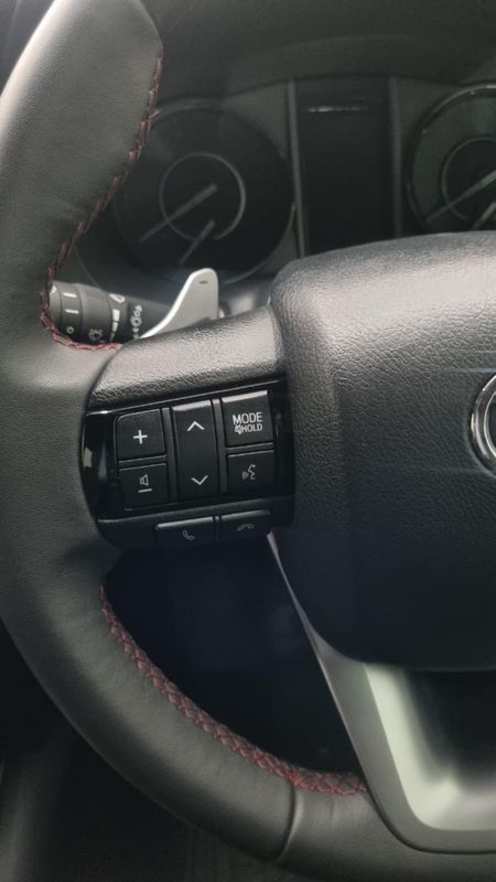 2025-Toyota-Fortuner-28-GD-6-4x4-Auto_12