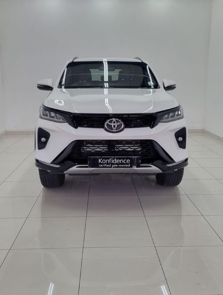 2025-Toyota-Fortuner-28-GD-6-4x4-Auto_3