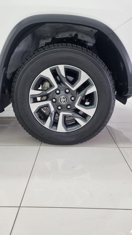 2025-Toyota-Fortuner-28-GD-6-4x4-Auto_7