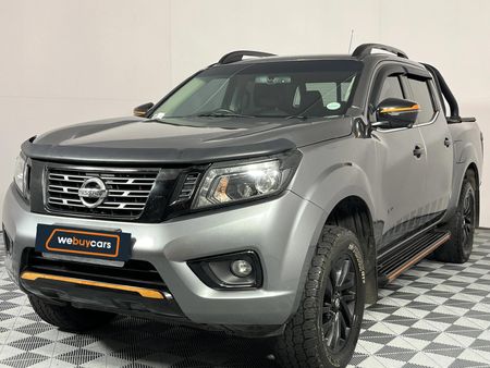 2019-Nissan-Navara-23D-Stealth-Double-Cab_0