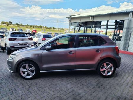 2020-Volkswagen-Polo-Vivo-16-Highline-5-dr_2