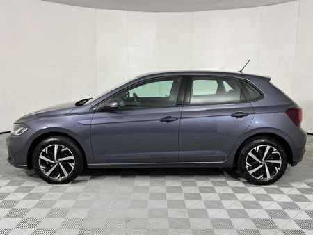 2023-Volkswagen-Polo-10-TSI-Life_15