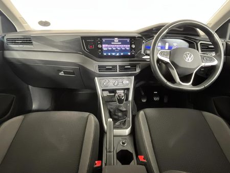 2023-Volkswagen-Polo-10-TSI-Life_1
