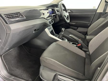 2023-Volkswagen-Polo-10-TSI-Life_4