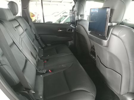 2025-Toyota-Land-Cruiser-300-V6-33D-ZX_19