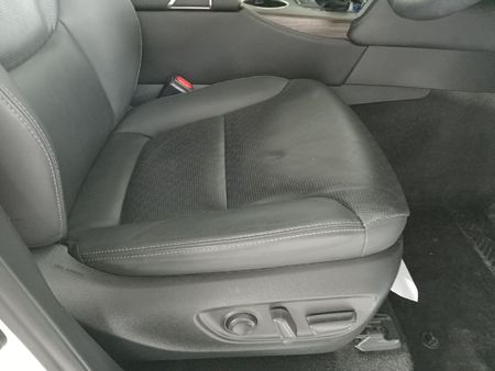 2025-Toyota-Land-Cruiser-300-V6-33D-ZX_20