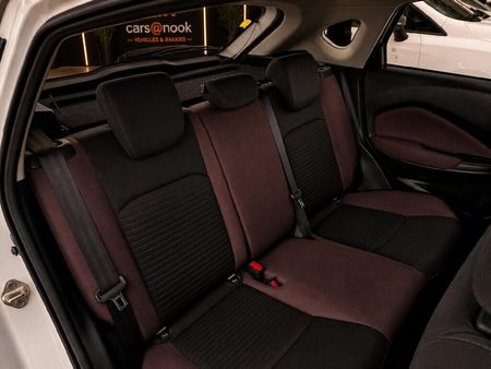 2025-Suzuki-Fronx-15-GL-Auto_9