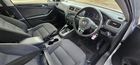 2014-Volkswagen-Jetta-VI-14-TSI-Comfortline-Auto_1