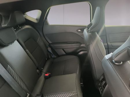 2026-Renault-Captur-13T-Esprit-Alpine-EDC-Auto_16
