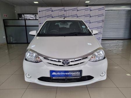 2018-Toyota-Etios-15-Xi-5-dr_3