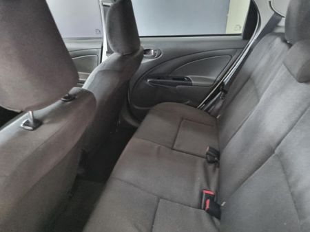 2018-Toyota-Etios-15-Xi-5-dr_7