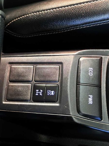 2025-Toyota-Fortuner-24-GD-6-RB-Auto_19