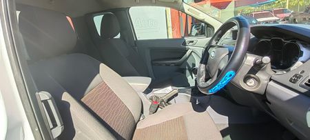 2015-Ford-Ranger-32-TDCi-XLS-SuperCab_12