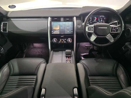 2022-Land-Rover-Discovery-30-TD-SE-R-Dynamic-D300_12